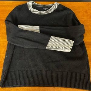 Summersalt Cashmere blend Black and White Collar Sweater. Size M